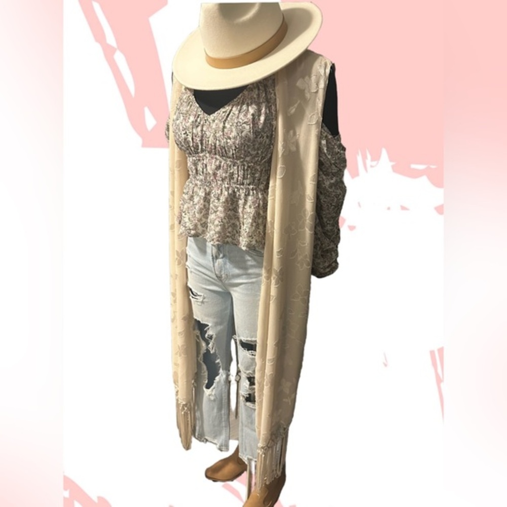 ASTR The Label cream fringe duster NWT